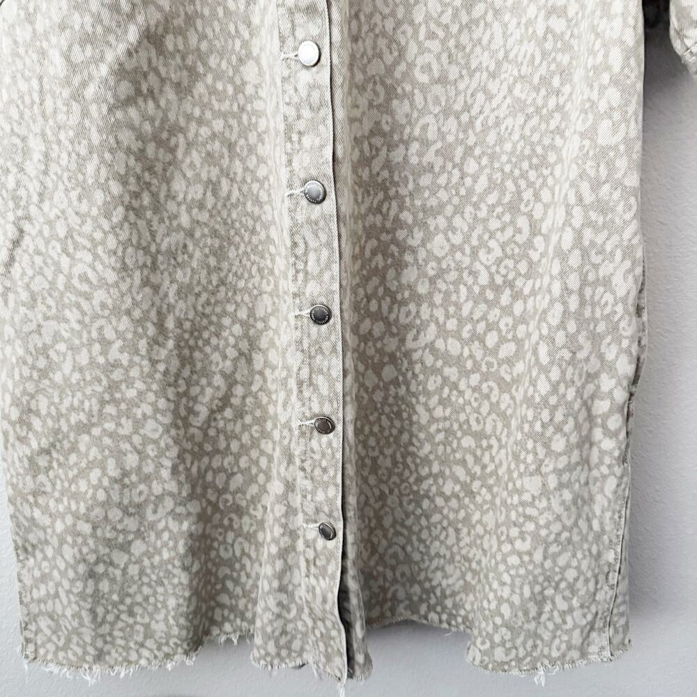 UNIVERSAL THREAD | Women's Leopard Denim Mini
Shirtdress Taupe Cream | Size XXL - Picture 5 of 8